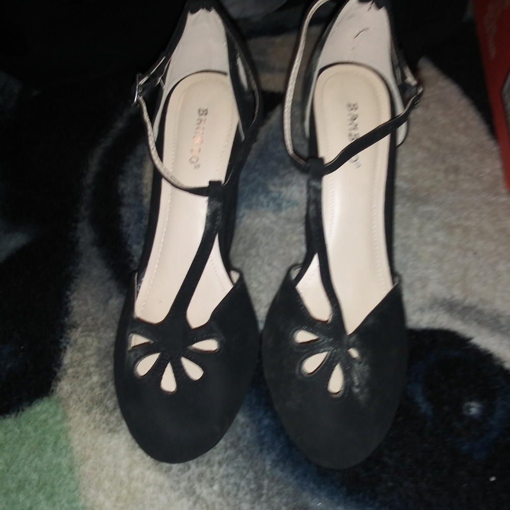 ʙᴀᴍʙᴏᴏ ʜᴇᴇʟs